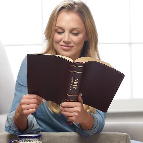 NKJV Study Bible, Bonded Leather, Burgundy, Full-Color, Thumb Indexed, Comfort Print: The Complete Resource for Studying God’s Word thumbnail 13