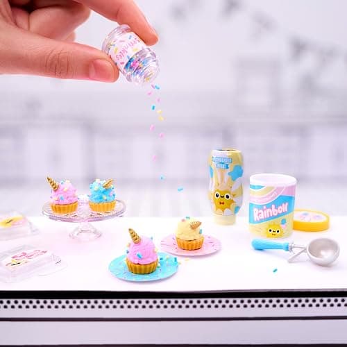 MGA's Miniverse Make It Mini Birthday - Mini-Sammlerstücke, Geheimnisvolle Blindverpackung, Basteln mit Harz, Nachbildungen, Neuheit, Partygeschenke, Pinata, für Sammler & Kinder ab 8, NICHT ESSBAR thumbnail 2