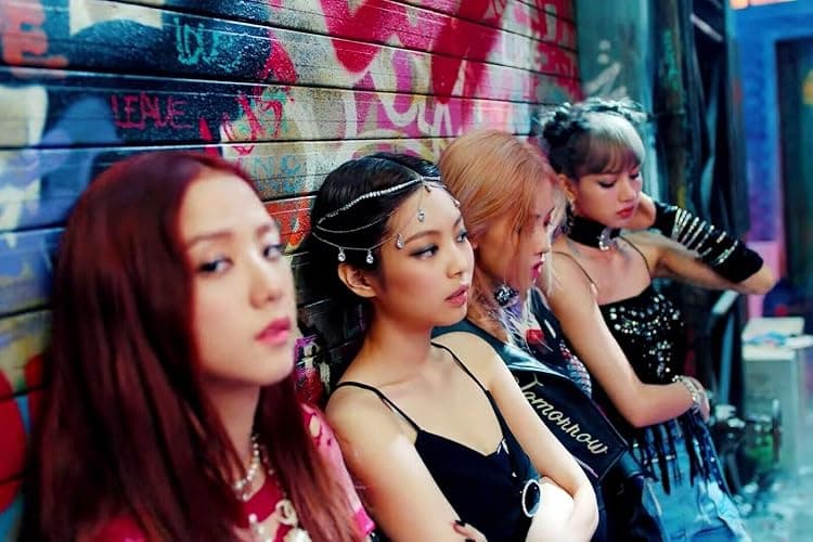 Blackpink Kill This Love 2nd Mini Album 2 Ver SET 1p Poster/On+52p PhotoBook+16p Photo Zine+10p Accordion Lyrics Book+4p PhotoCard+1p Polaroid+Sticker SET+Tracking K-POP Sealed thumbnail 4