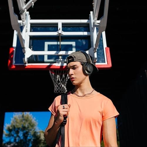 JBL Tune 720BT - Wireless Over-Ear Headphones with JBL Pure Bass Sound, Bluetooth 5.3, Up to 76H Battery Life and Speed Charge, Lightweight, Comfortable and Foldable Design (Black) thumbnail 3