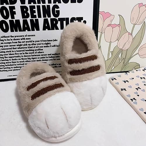 Plush cat paw slippers，non-slip soles, cozy and cute slippers thumbnail 8
