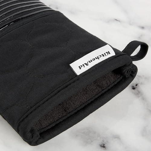 KitchenAid Quilted Cotton Terry Cloth Oven Mitt, Pot Holder, Kitchen Towel 4-Pack Set, Heat Resistant, Silicone Grip, Gift Set, Matte Black, 16"x26", 7"x13" & 7"x10" thumbnail 7