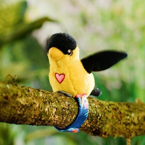 Happy Yappers 2 Pack Oriole & Parrot Interactive Slap Bracelet Birds | Interactive wearable toy repeats your voice, flaps wings and chirps. Includes USB charger for kids aged 3 and up thumbnail 6