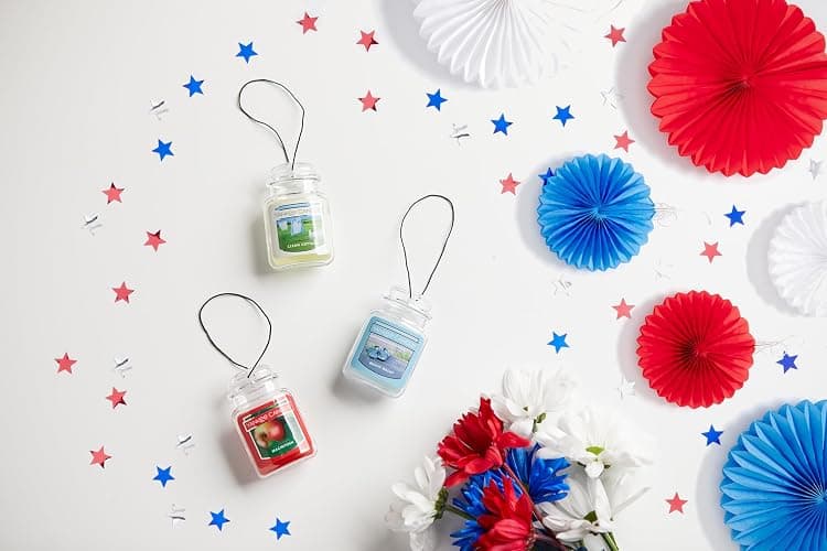 Yankee Candle Car Air Fresheners, Hanging Car Jar® Ultimate Clean Cotton® Scented, Neutralizes Odors Up To 30 Days thumbnail 5