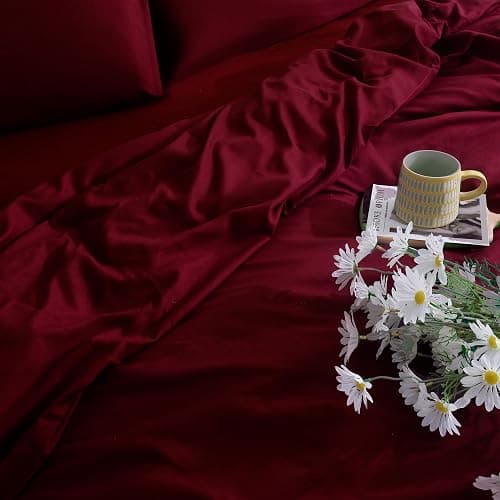 CHARKHAH King Duvet Cover Set Red – Soft Microfibre Duvet Cover with 2 Pillowcases, Plain Reversible Duvet Set with Zipper Closure – Breathable, Easy Care Bedding UK Size 230×220 cm thumbnail 9
