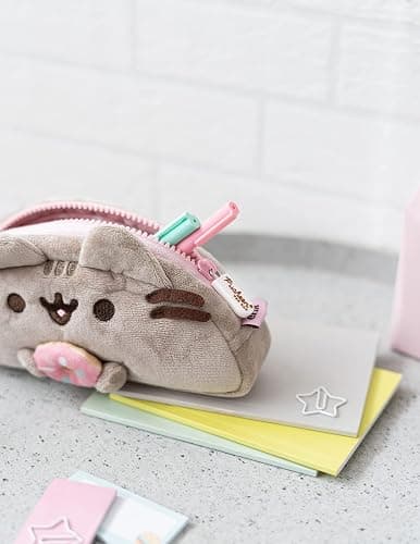 Grupo Erik Pusheen Astuccio in Peluche | Kawaii Gadget | Astuccio Scuola Portapenne, Chiusura Zip, Grafiche Ricamate, Cancelleria, Back to School, 20 x 9 x 5 cm thumbnail 6
