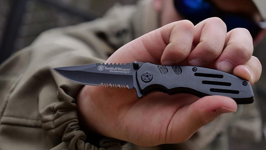 Smith & Wesson Accessories Extreme Ops SWA24S 7.1in S.S. Folding Knife with 3.1in Serrated Clip Point Blade and Aluminum Handle for Outdoor thumbnail 4