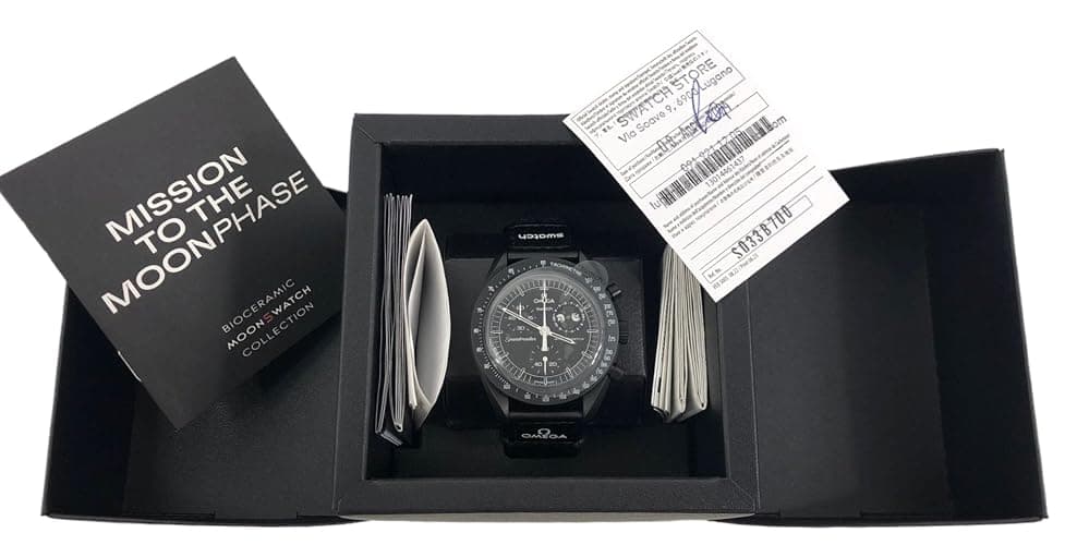 Swatch Reloj de pulsera Moonswatch Omega x Misión a la Luna fase Snoopy, Negro, Negro thumbnail 2