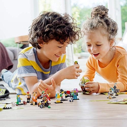 LEGO Minifigures 71025 Series 19 Building Kit, New 2019 (1 Minifigure), Multicolor thumbnail 2