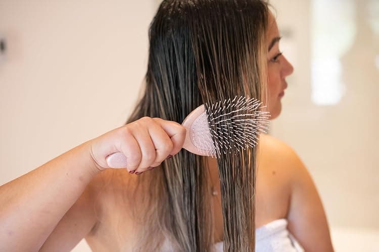FRAMAR Glitter Hair Brush Detangler, Detangling Hairbrush For Women, Wet Hair Brush For Girls, Hair Detangler Brush, Wet Hairbrush, Hairbrushes, Girls Hairbrush Detangler, Reduces Frizz – Rosé thumbnail 5