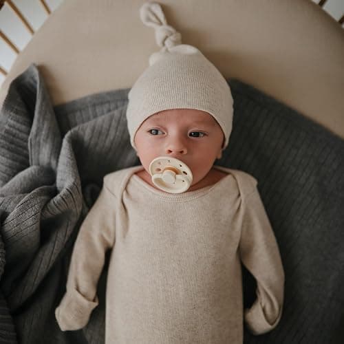 FRIGG Moon Natural Rubber Baby Pacifier | Made in Denmark | BPA-Free (Blush/Powder Blush, 0-6 Months) 2-Pack thumbnail 6