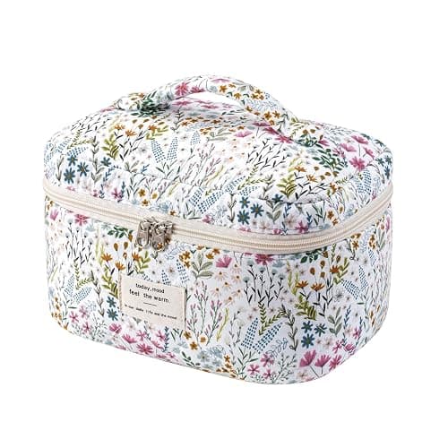 quilted makeup bag!!!! want soo sooo bad - Image 1