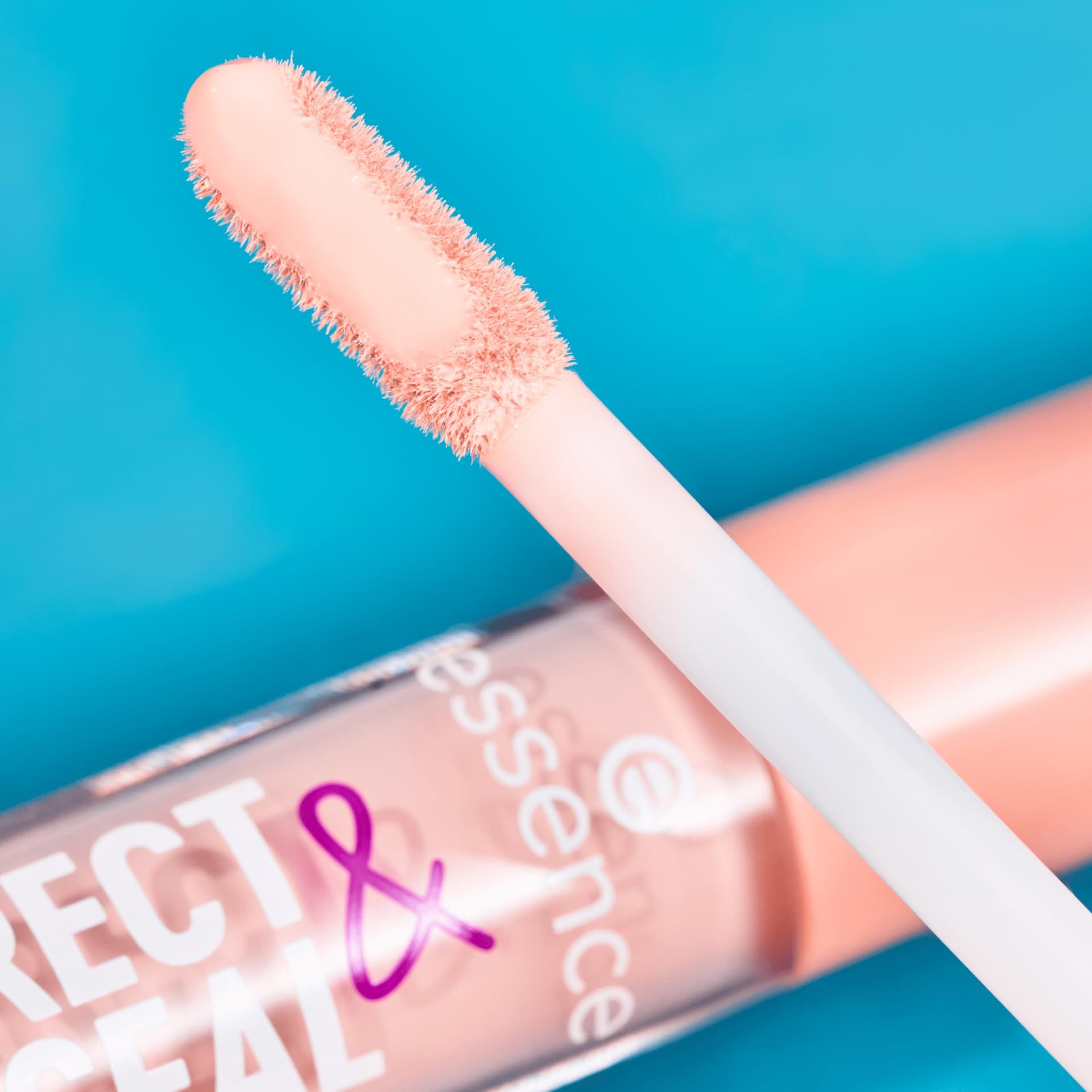 essence CORRECT & CONCEAL under eye brightening concealer 10 Light thumbnail 6