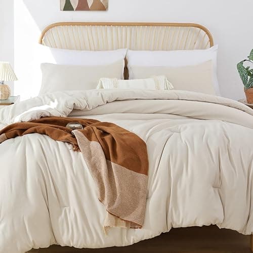 ROSGONIA Comforter Full Size for Girls Boys Teens Beige, 3pcs (1 Boho Comforter & 2 Pillowcases), Lightweight Dorm Bedding Soft All Season Bed Set - Image 1