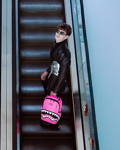 Sprayground SHARK CENTRAL PULSE BACKPACK thumbnail 8