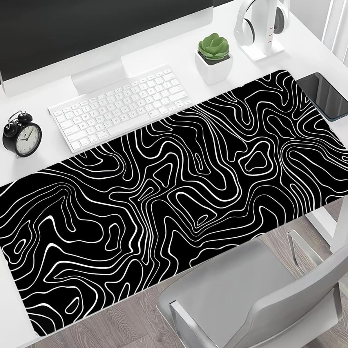 Rcege Large Gaming Mouse Pad Extended Desk Mat with Non Slip Stitched Edge | Waterproof surface, Smooth tracking, Keyboard & mouse, Desk office use, Easy clean, Durable mouse mat thumbnail 7