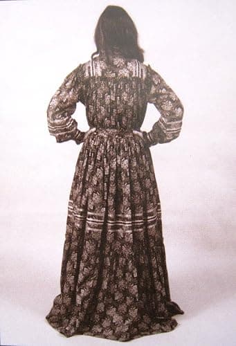 Missouri River Sewing Patterns, CHEROKEE TEAR DRESS, Pattern No. 4799-500-016. thumbnail 2