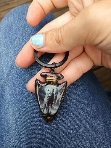 AttractionOil.com Wolf Moon Metal Arrowhead Keychain thumbnail 4