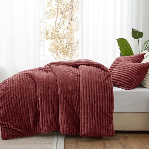 BEDELITE Fleece King Comforter Set -Super Soft & Warm Fluffy Burgundy Bedding, Luxury Fuzzy Heavy Bed Set for Winter with 2 Pillow Cases thumbnail 2