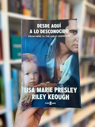 Lisa Marie Presley. Desde aquí a lo desconocido / From Here to the Great Unknown: Memoir (Spanish Edition) thumbnail 2