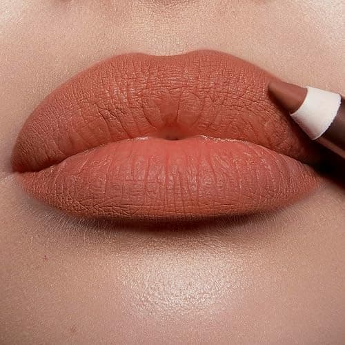 Charlotte Tilbury Lip Cheat Lip Liner Pencil - Gives Lips a Fuller-Looking, Defined Pout - Enriched with Jojoba Oil & Hyaluronic Acid - Waterproof, Smudge-Proof & Transfer-Proof thumbnail 4