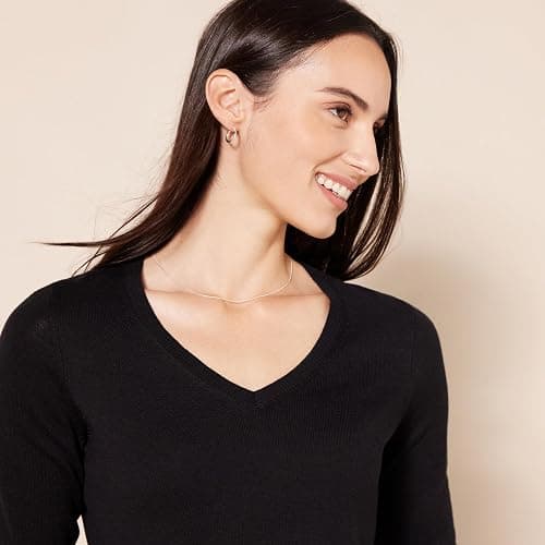 Amazon Essentials Women's Regular-Fit Lightweight Long-Sleeve V-Neck Sweater (Available in Plus Size) thumbnail 4