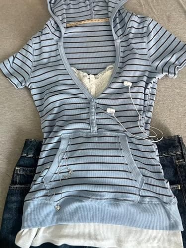 Y2k Grunge Shirts Alt Emo Clothes Women Vintage Graphic Tees 2000s Tops Teen Girls Whimsical Goth Short Sleeve Top thumbnail 4