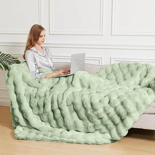 ORINOVA Sage Green Fluffy Comfy Blanket for Couch Living Room 50x60 Faux Fur Throw Blanket for Bed Soft Furry Cozy Best Housewarming Home Decor Gifts 860 GSM thumbnail 5