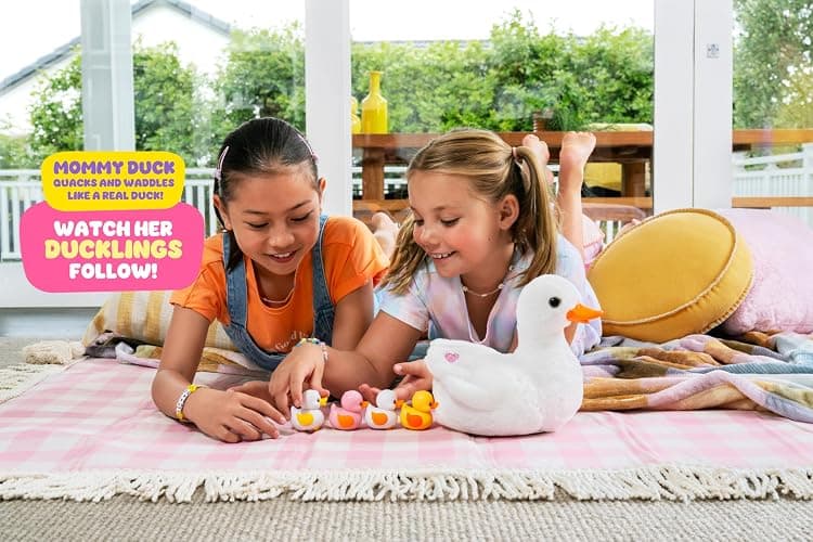 Pets Alive Mommy Duck & Baby Surprise by ZURU Nurturing Play Surprise Hatching Interactive Girls' Toy. thumbnail 2