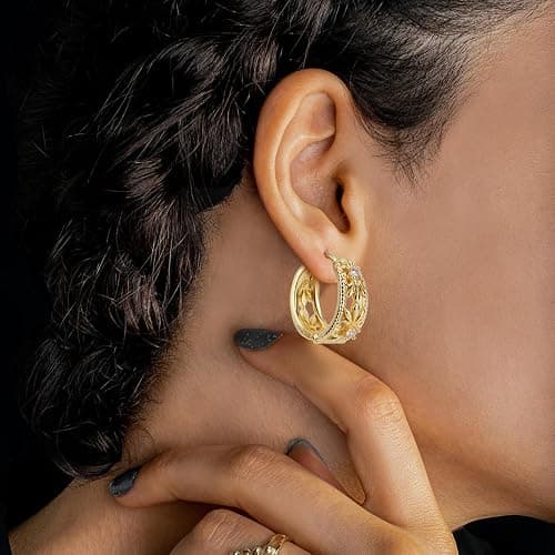Gold Hoop Earrings for Women, Vintage Gold Huggie Earrings Lightweight Everyday Stylish Jewelry for Her thumbnail 7