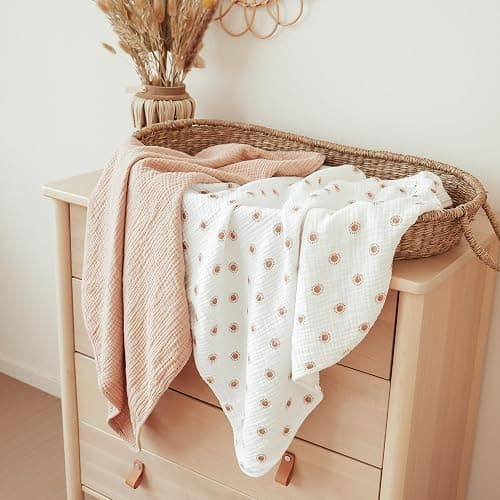 Konssy 2-Pack Muslin Hooded Baby Towels, 100% Cotton, Ultra-Soft & Absorbent Baby Bath Towels with Hood for Newborn & Infant (Camel, Sun,30" x 30") thumbnail 8