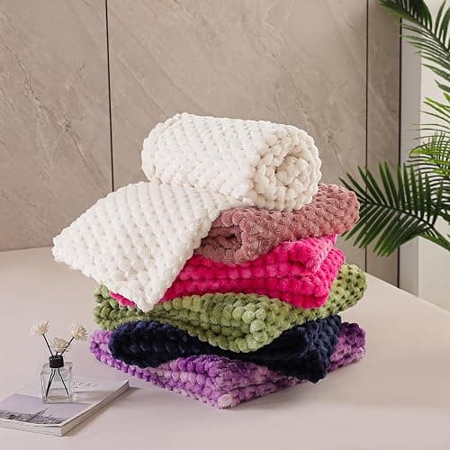 Exclusivo Mezcla Queen Size Soft Fleece Blanket, 90x90 Inches Stylish Jacquard Velvet Blanket for Bed, Fuzzy Cozy Lightweight for All Season, Ivory thumbnail 10