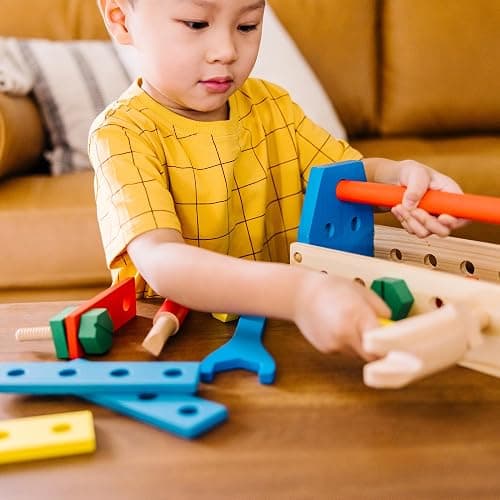 Melissa & Doug Take-Along Tool Kit Wooden Construction Toy (24 pcs) thumbnail 8