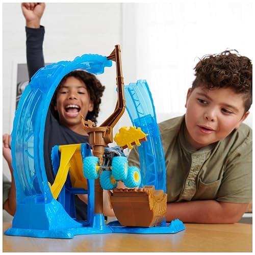 Monster Jam, Megalodon Loop of Doom Stunt Playset with Exclusive 1:64 Scale Die-Cast Monster Truck for Kids Toys for Boys Ages 3 4 5 6 and Up thumbnail 2
