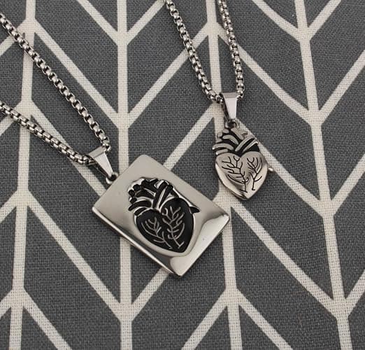 Scddboy Anatomical Heart Necklace for Men,Heart Shape Hip Hop Couple Pendant Necklace or Women Men thumbnail 5