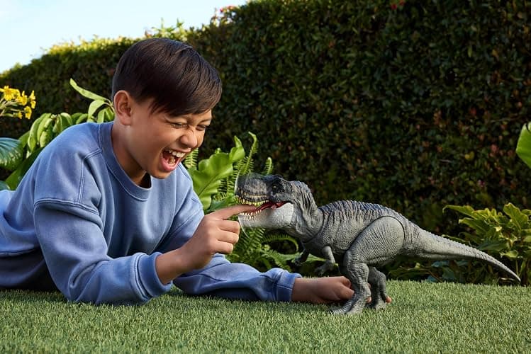 Mattel Jurassic World Rebirth Power Devour Tyrannosaurus Rex Dinosaur Figure with Tongue Activated Constant Chomp, Lights & Sounds, Digital Play thumbnail 2