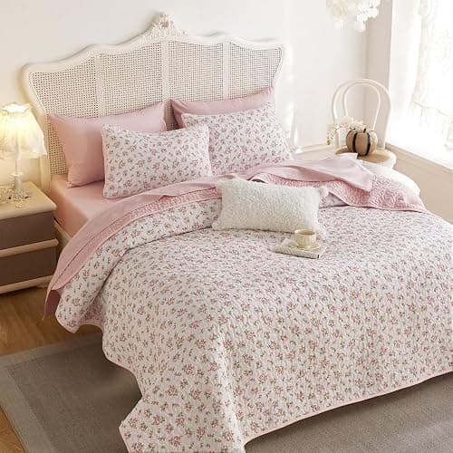 Wake In Cloud - Floral Quilt Set, Coquette Cottagecore Shabby Chic Flower Pattern for Women Teen Girls, Reversible Lightweight Bedspread Coverlet, 3 Pieces, Pink, Queen/Full Size thumbnail 3