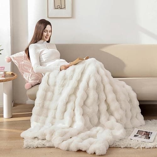 YIKUSH Faux Fur Blanket Fleece Cream White Fluffy Blanket for Sofa, Cozy Soft Plush Throw Blanket for Couch Bed, Luxury Thick Fuzzy Couch Blanket for Winter, Comfy Bubble Blanket - 50" x 60" thumbnail 5