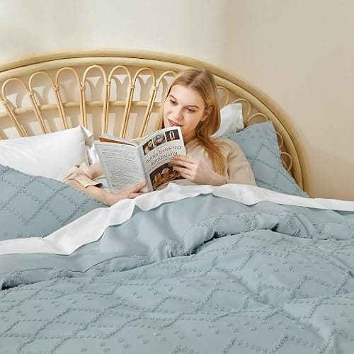 Bedsure Boho Duvet Cover Queen Size,Dusty Blue Breathable & Soft Boho Bedding, Machine Washable Comforter Cover for All Seasons, Includes 1 Duvet Cover 90"x90" with 2 Pillow Shams & Zipper Closure thumbnail 3