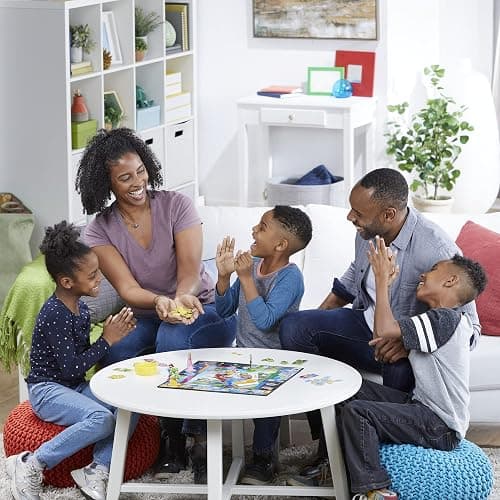 Monopoly Junior Super Mario Edition Board Game, Fun Kids' Ages 5 and Up, Explore The Mushroom Kingdom as Mario, Peach, Yoshi, or Luigi (Amazon Exclusive) thumbnail 15