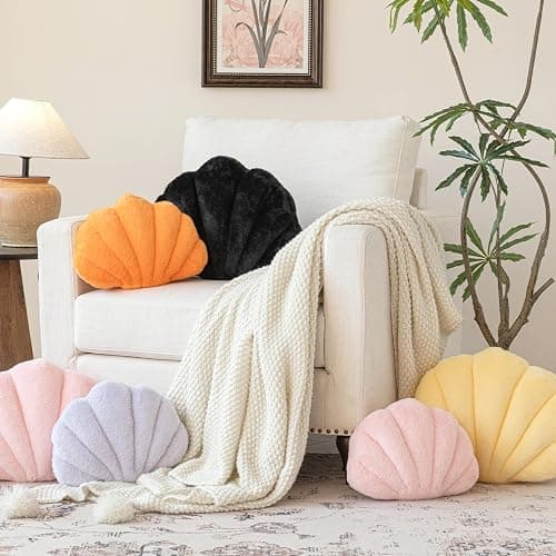 Seashell Pilow thumbnail 3