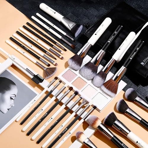 DUcare Professional Makeup Brushes Set 31Pcs Panda Series Makeup Brush Set Kabuki Foundation Blending Face Powder Blush Concealers Eye Shadows With Leather Case Organizer thumbnail 3
