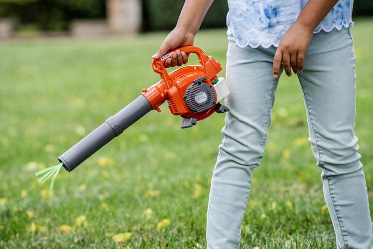 Husqvarna 125B Toy Leaf Blower, Light-Up Engine Makes Noise and Blows Out Real Air, Toddler Toys for Ages 3 and Up, Plastic, Orange/Gray, 589746402 thumbnail 7