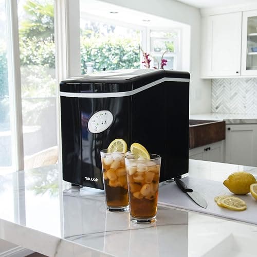 NewAir Counter Top Ice Maker Machine (Black), Compact Automatic Ice Maker, Cubes Ready in 6 Minutes, 28 Pounds in 24 Hours - Perfect for Home/Kitchen/Office/Bar thumbnail 9