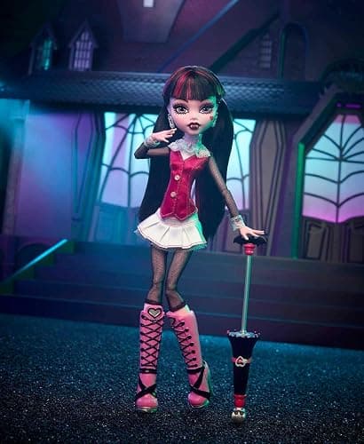 Monster High Draculaura Reproduction Doll Wearing Original Fashion & Shoes with Pet, Display Stand & Accessories, 10-5-inch Collectible Toy thumbnail 2