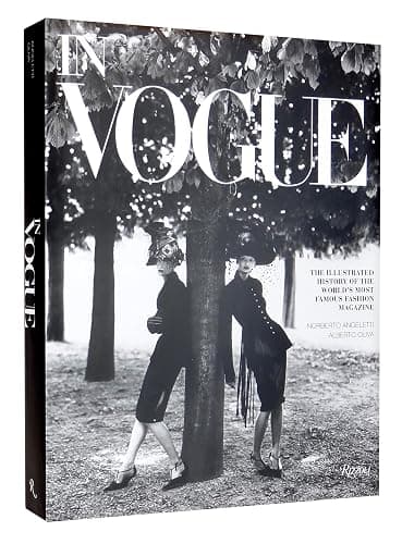 In Vogue: An Illustrated History of the World's Most Famous Fashion Magazine - Image 1