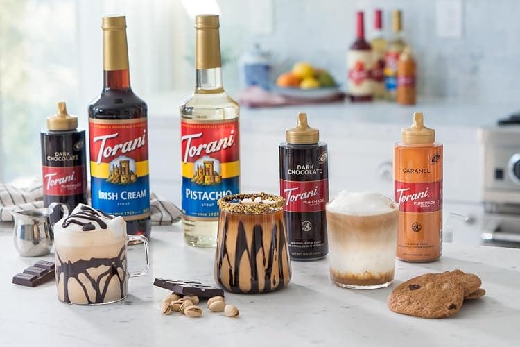Torani Puremade Dessert & Drink Sauce Variety Pack, Chocolate Caramel, Dark Chocolate, White Chocolate & Caramel, 16.5 fl oz (Set of 4) thumbnail 3