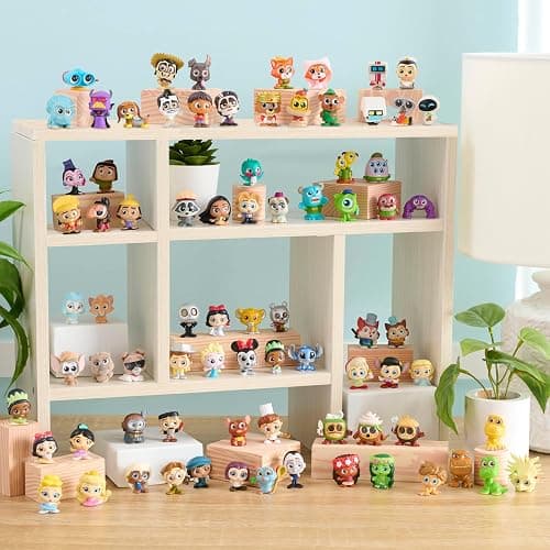 Disney Doorables NEW Multi Peek Series 10, Collectible Blind Bag Figures, Styles May Vary, Kids Toys for Ages 5 Up by Just Play thumbnail 3