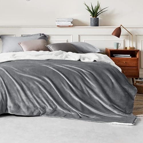 Bedsure Sherpa Fleece Throw Blanket - Fluffy Microfiber Solid Blankets for Bed and Couch Double/Twin Size, Silver Grey, 150x200cm thumbnail 7