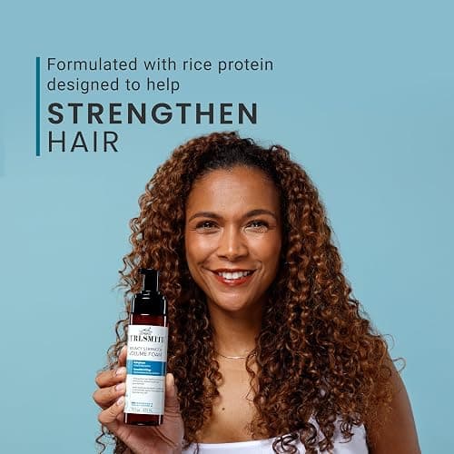 Curlsmith Bouncy Strength Volume Foam - Mousse leggera per volume, rinforzante, per tutti i tipi di ricci, capelli danneggiati, vegano e cruelty free (7.5 oz) thumbnail 5